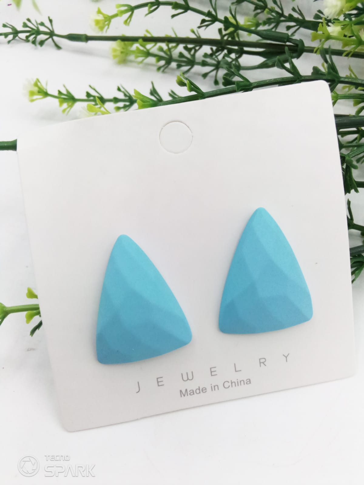 New Trendy Fashion Triangular Blue Color Drop Earrings for Women