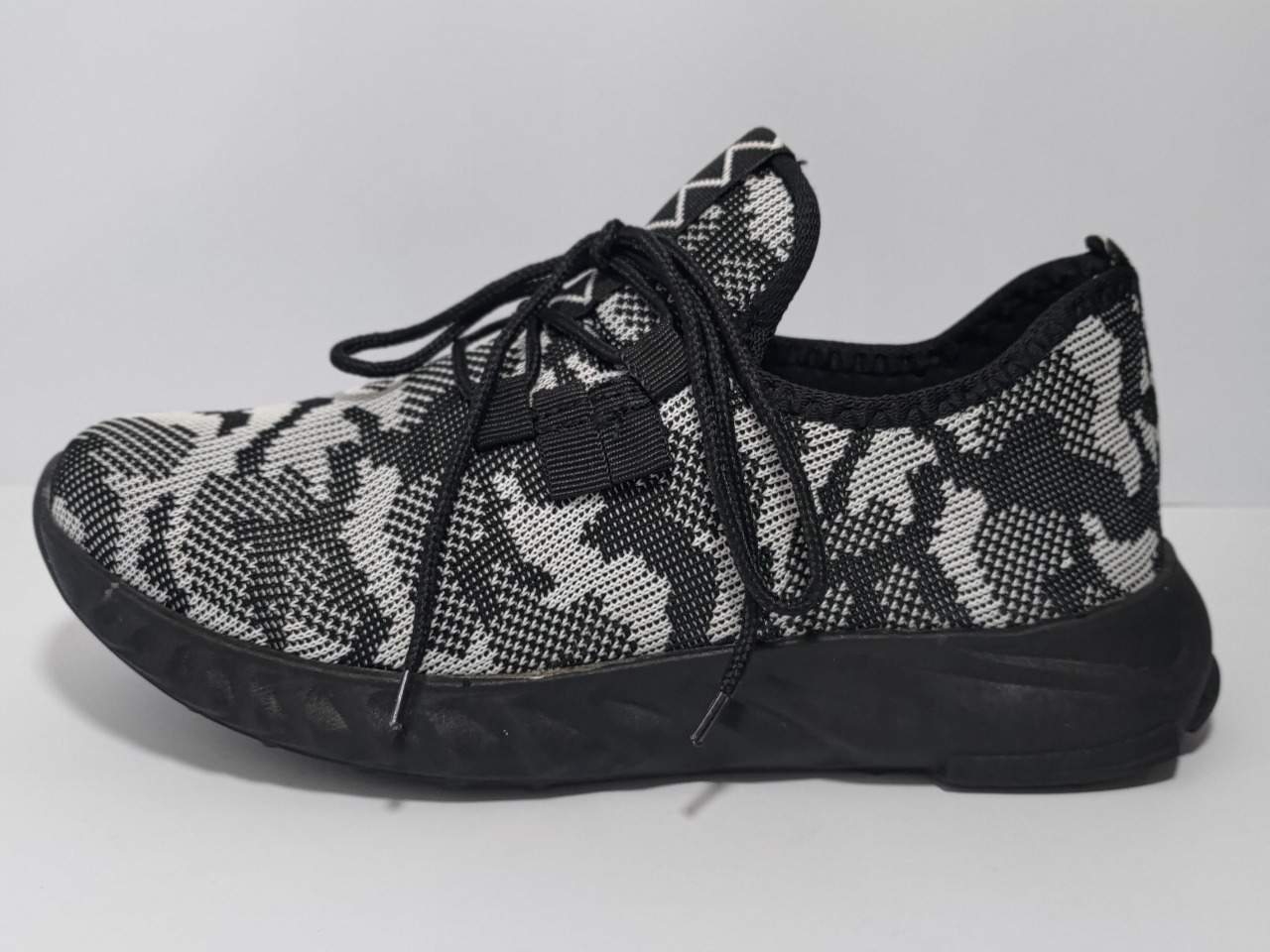 Men Casual Shoes White Sneakers Breathable Mesh Fashions Running Sports Shoes Walking Jogging - Image 5