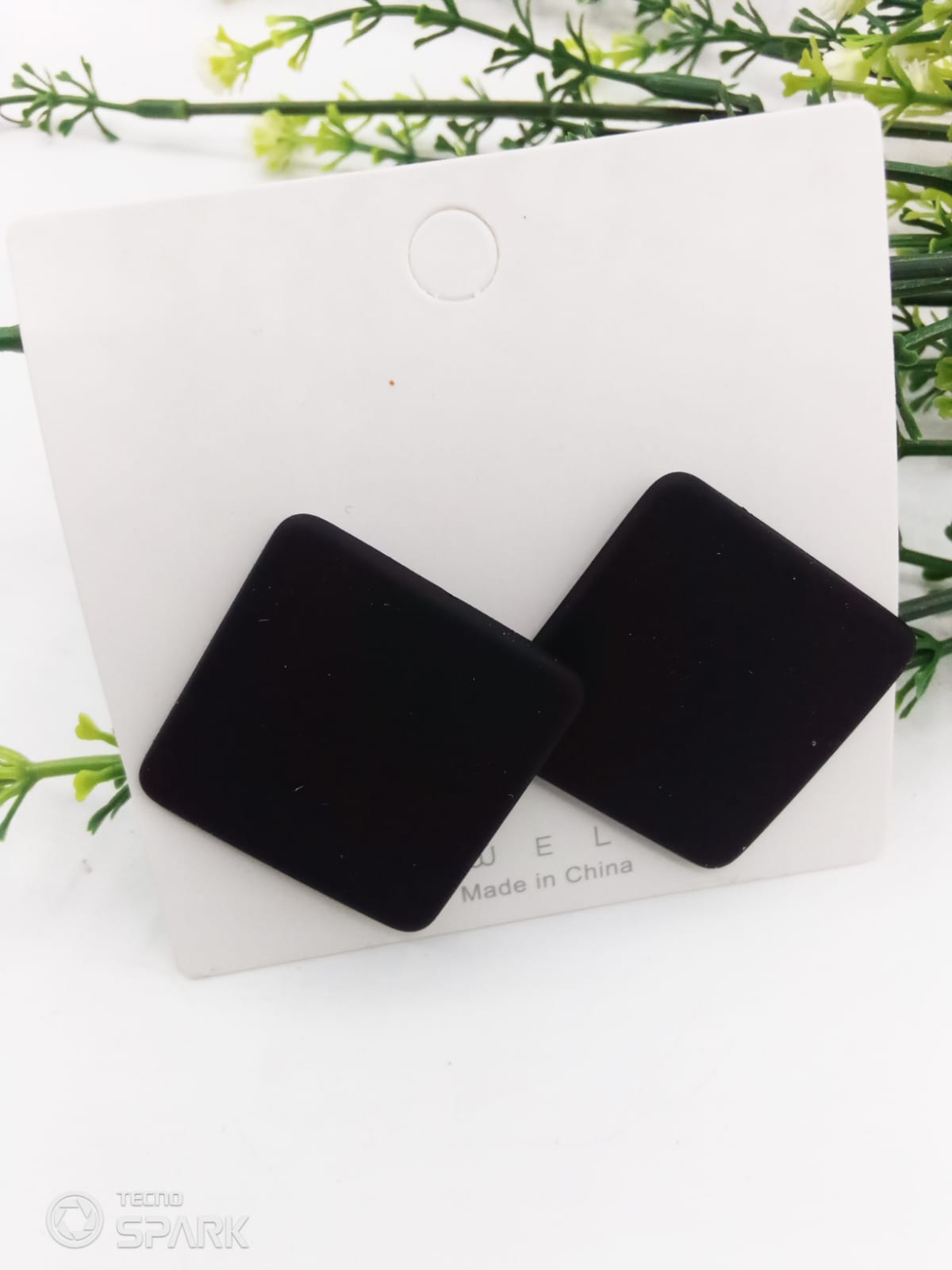 New Trendy Fashion Square Black Color Drop Earrings for Women