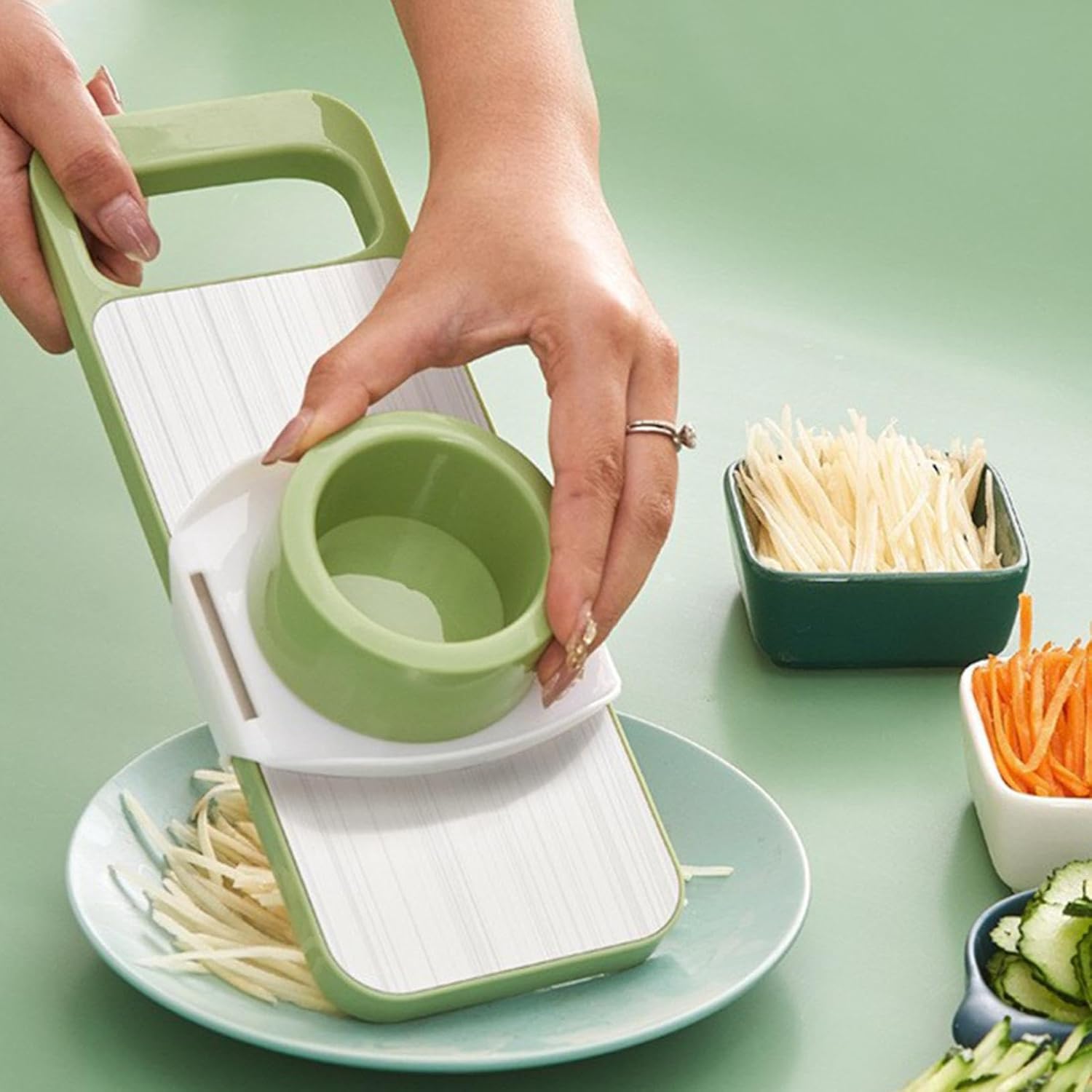 Vegetable Slicer Cutter Grater Chopper Mandoline Shredder 5-in-1 Tool Set - Image 3