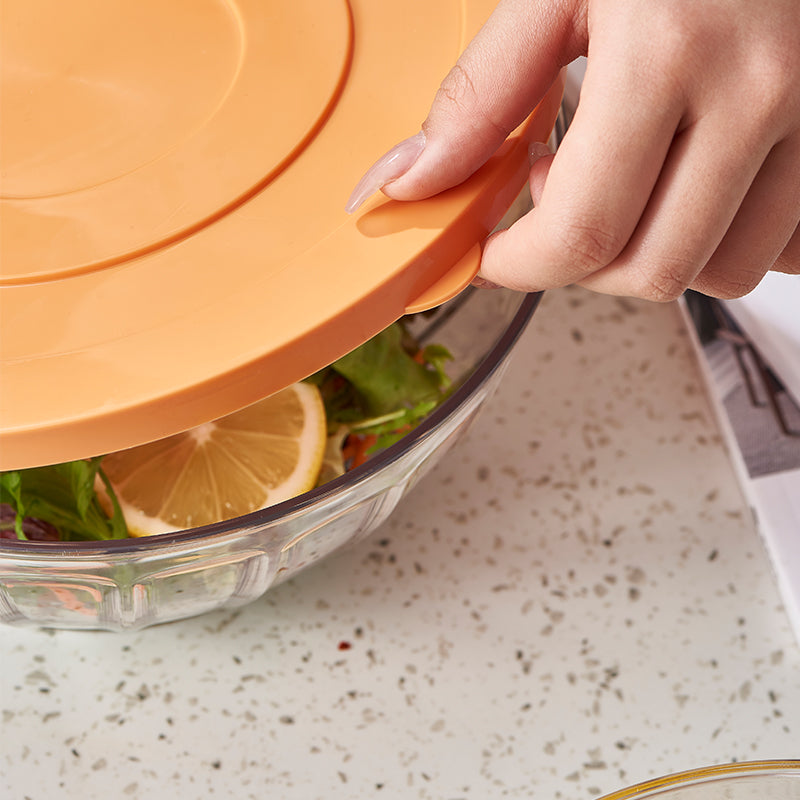 Unbreakable Plastic Food Bowl with Lid - Image 3