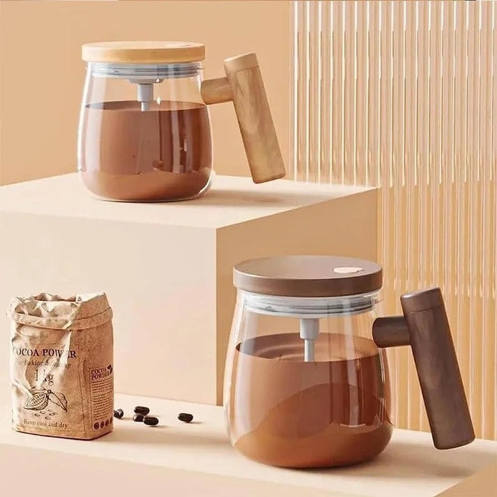 Self Stirring Coffee Cup With Wooden Handle - Image 3