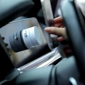 Magnetic Vacuum Phone Holder – Strong Vacuum Suction & 360° Rotation Mount for Car & Glass
