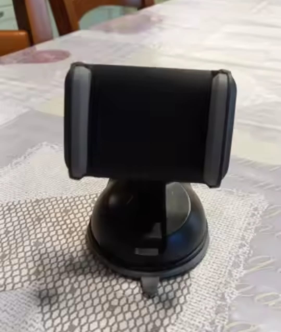 360° Rotation Universal Car Phone Holder – Dashboard & Windscreen Suction Mount Stand | Silicone Suction Cup Phone Bracket (Random Color) - Image 2