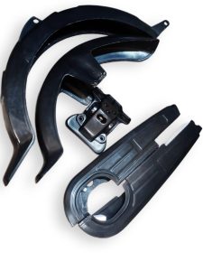 (Pack of 4) Unbreakable Plastic mudguards set plus chain cover and back light stand for all 70cc bikes - Image 4