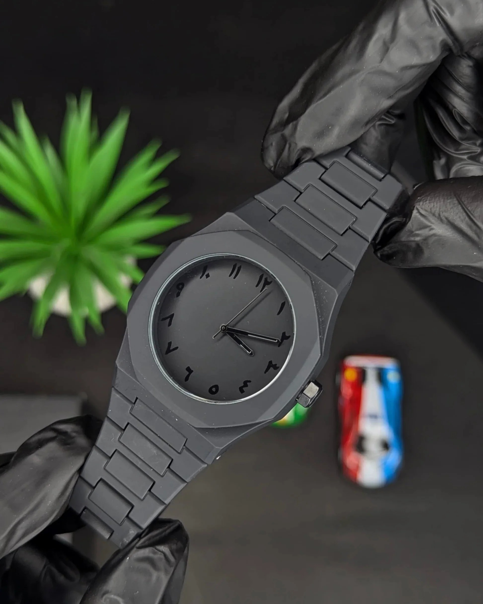 Arabic Aura Watch - Full Black Arabic Dial Men's Modern Creative Quartz Watch - Image 7